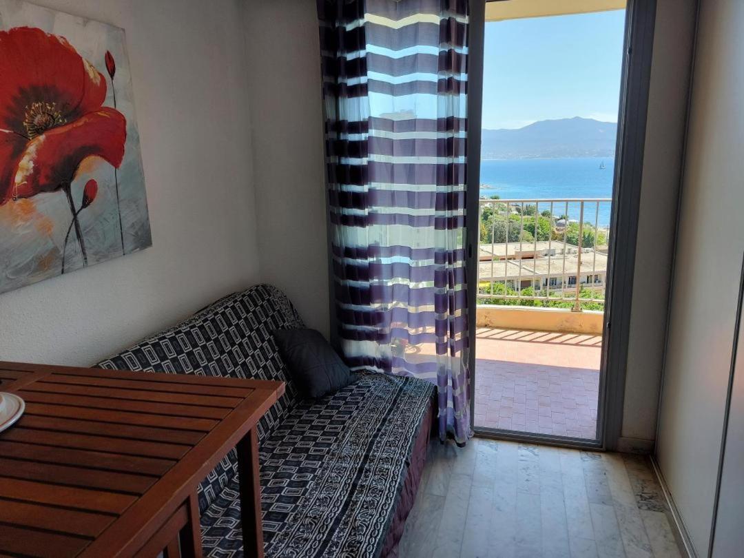 Apartment Sanguinaires Seaside Comfort: Beach-close In Ajaccio *