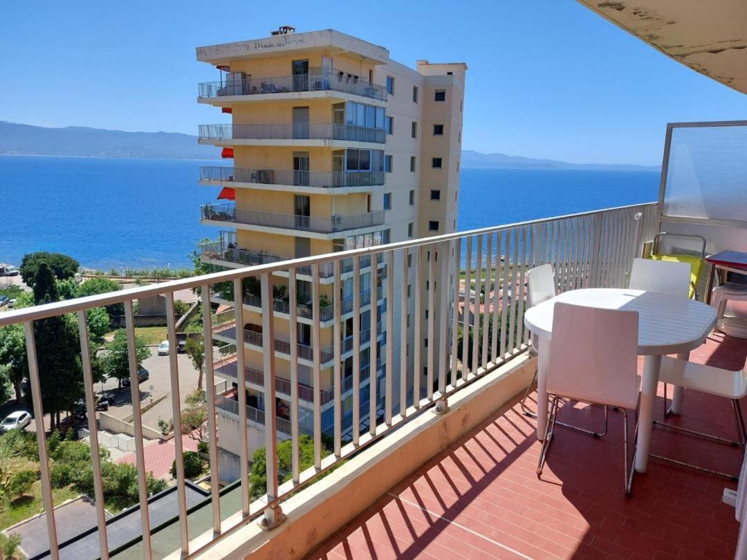 Sanguinaires Seaside Comfort: Beach-close In Ajaccio *